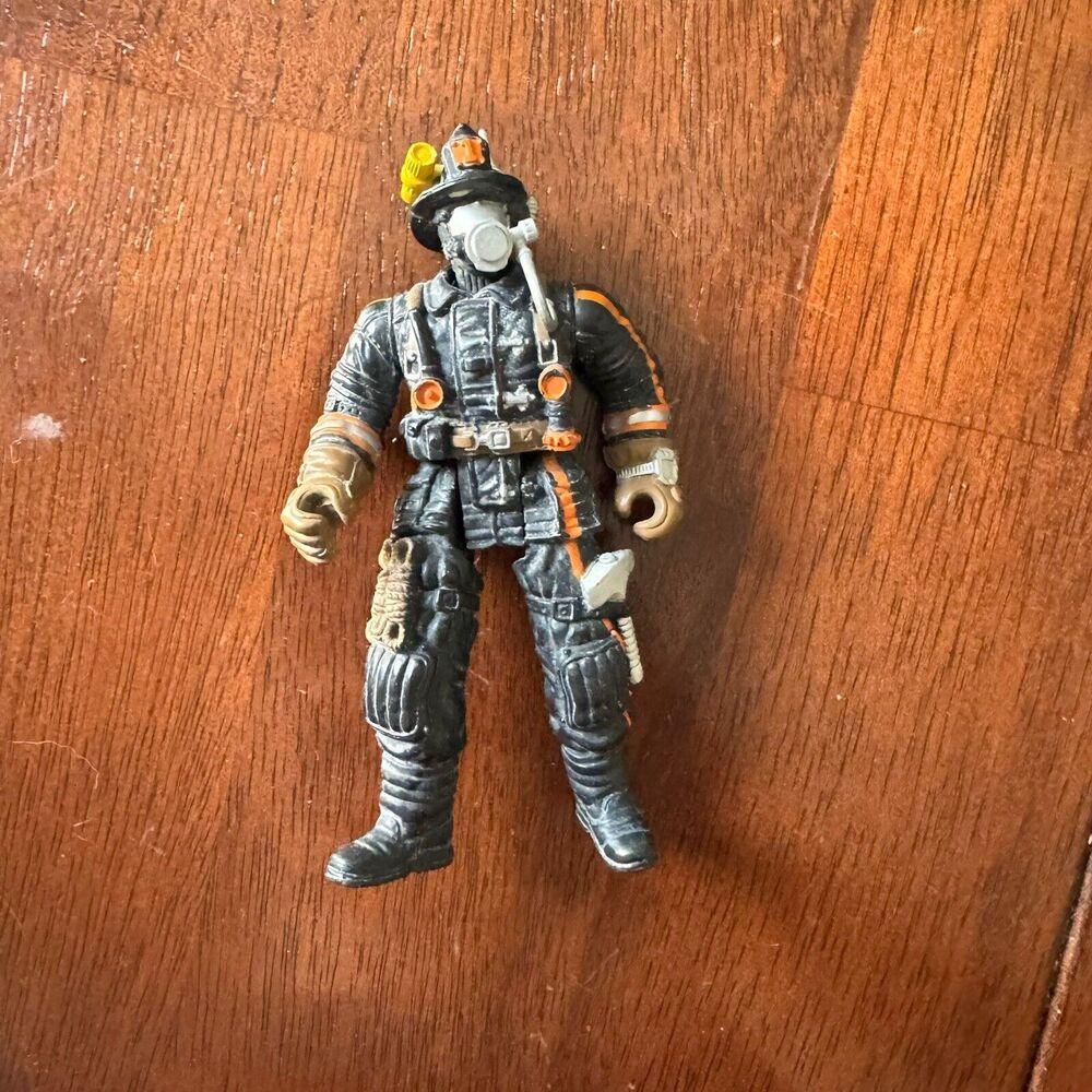 Chap Mei Rescue Squad Fireman Fire Fighter Action Figure Lanard Oxygen Mask